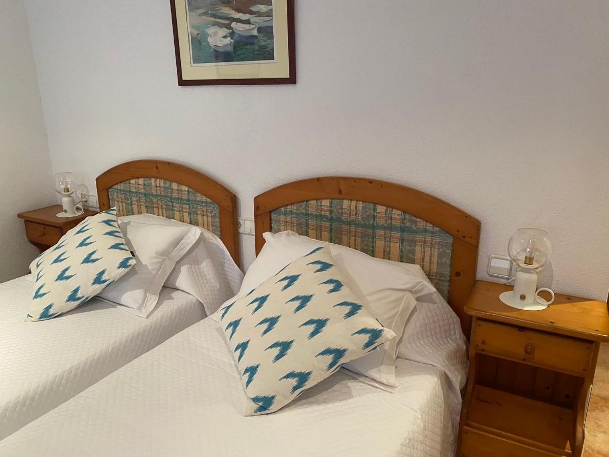 Hostal Restaurante Cala كالا فجويرا المظهر الخارجي الصورة
