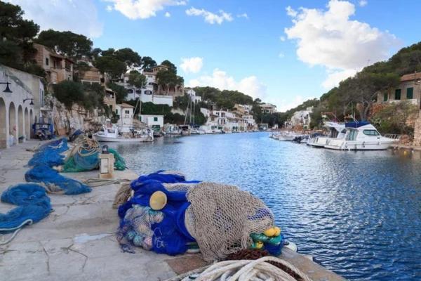 Hostal Restaurante Cala كالا فجويرا المظهر الخارجي الصورة