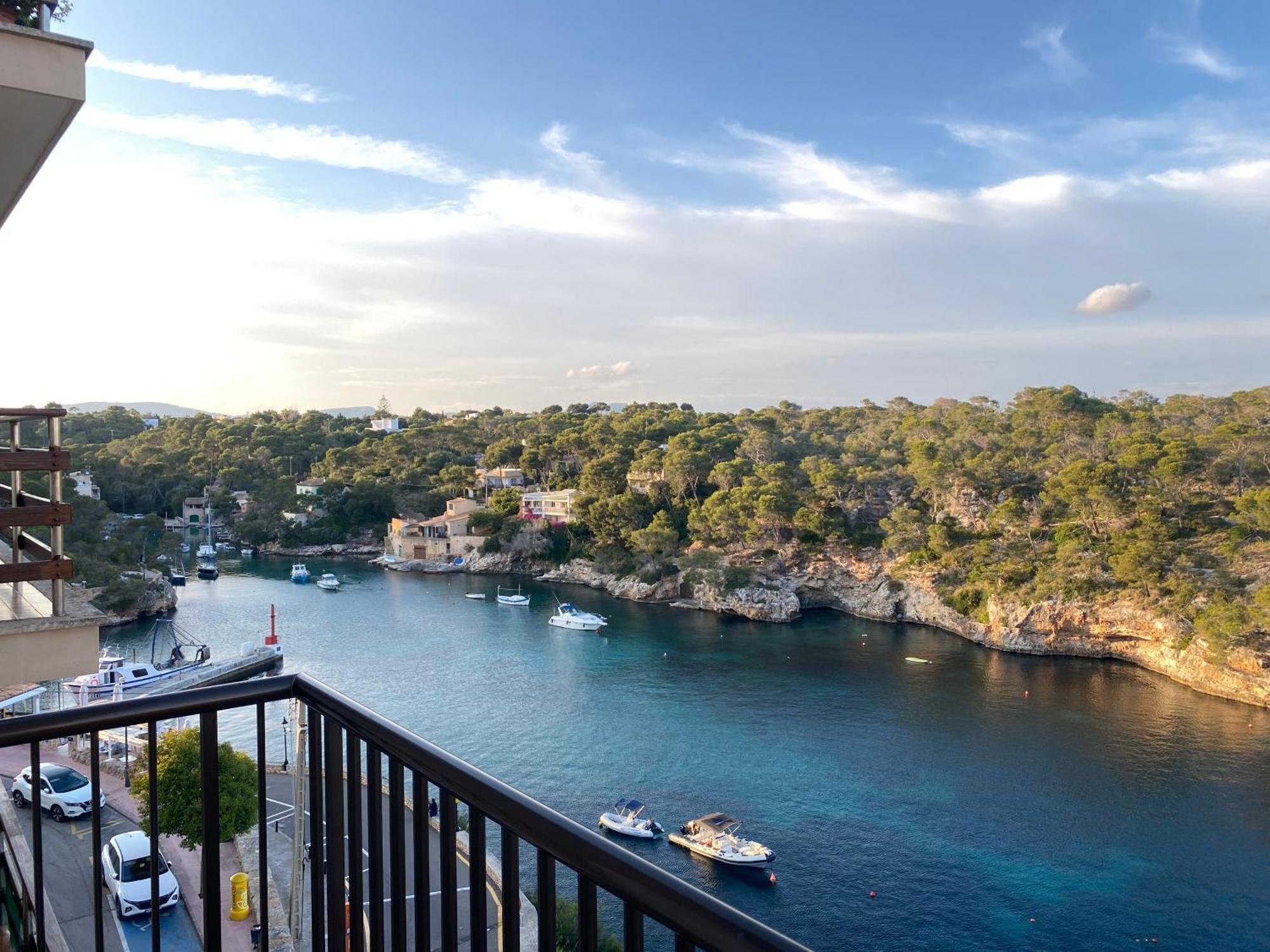 Hostal Restaurante Cala كالا فجويرا المظهر الخارجي الصورة